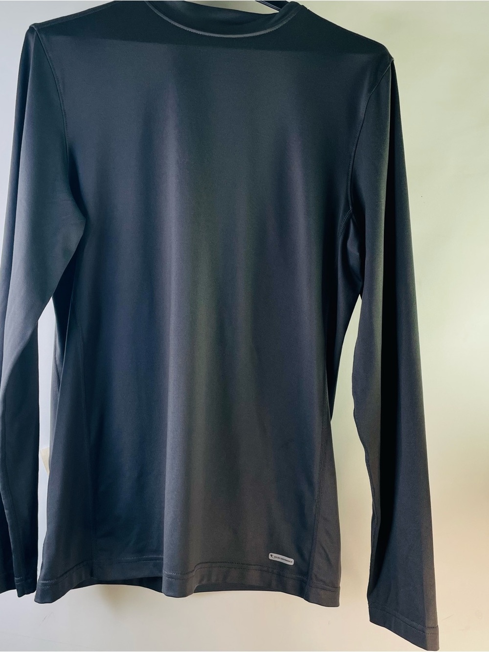 tek gear Men's Long Sleeve Athletic Shirt - Black Moisture Wicking